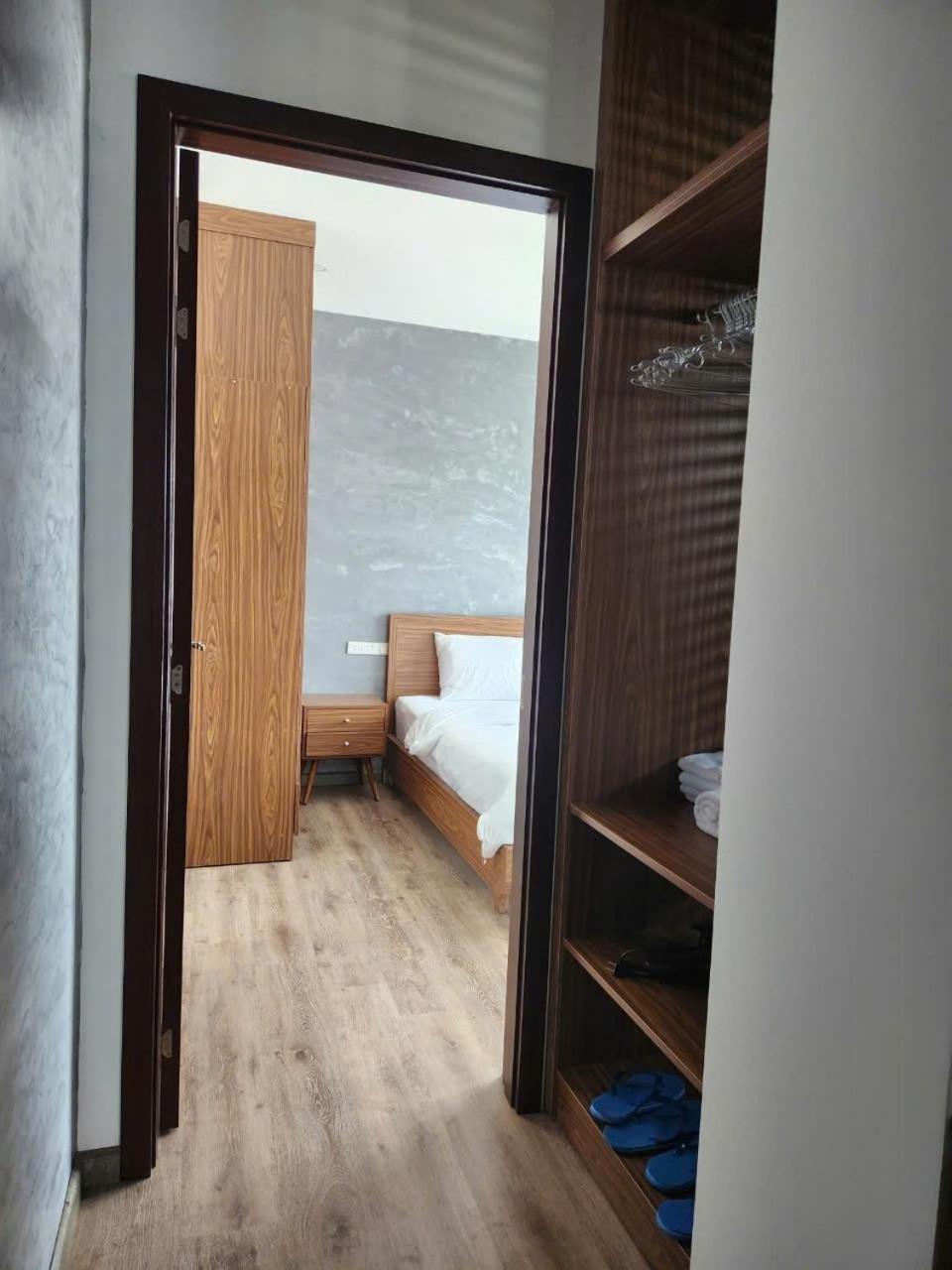 Lala Apartment And Hotel Da Nang Bagian luar foto